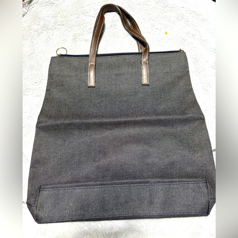 Stylish Gray Tote Bag